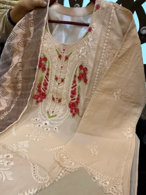 Swizz Lawn Embroidered Semi-Stitched 3Pc